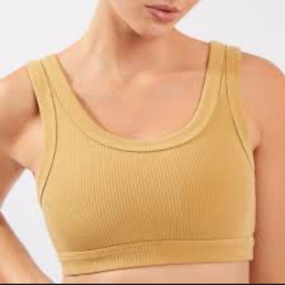 ALO Yoga Ribbed Honey Wellness Bra